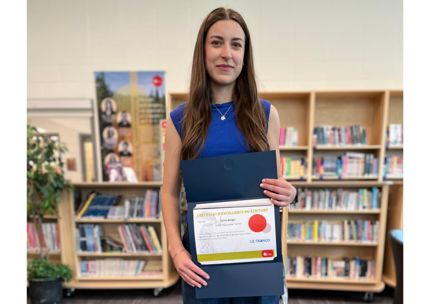  Sasha Berger, Lauréate Plume Jeunesse 2026, autrice de l'article Le Mois de la francophonie: une langue vivante à travers des cultures vibrantes. &mdash;  Crédit : Le Conseil Scolaire Centre Nord