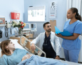 Des études ont déjà confirmé que de recevoir des soins dans sa langue de préférence diminue les erreurs et le temps des séjours à l’hôpital, mais les preuves sur la diminution du taux de mortalité sont plus difficiles à obtenir. 
 &mdash; Photo : RDNE Project – Pexels
