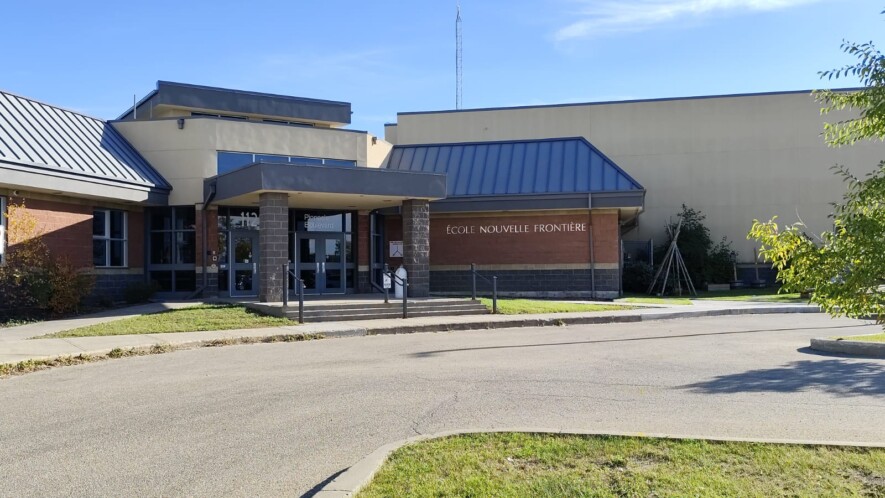 École Nouvelle Frontière à Grande Prairie  &mdash; Crédit : Thomas Hiahiani