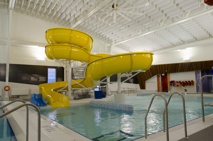 Les jeunes de 18 ans et moins peuvent dès maintenant accéder à la piscine d’Iqaluit gratuitement.  &mdash; Crédit : Service des loisirs de la ville d’Iqaluit