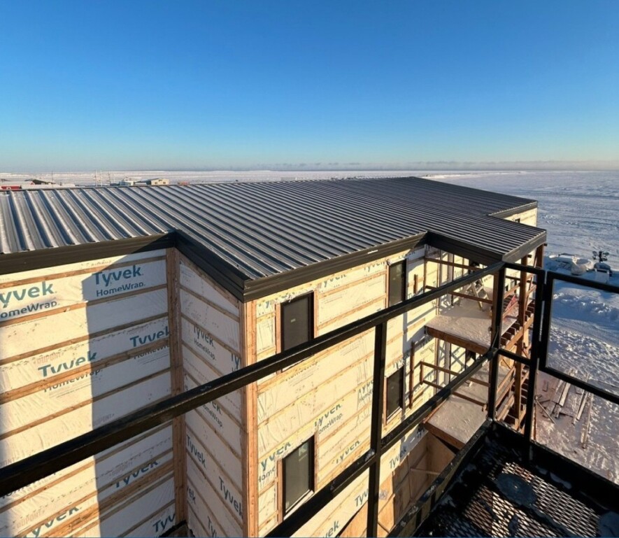 Les besoins en logement sont grands à Arviat, comme dans plusieurs autres communautés du territoire. &mdash; DR