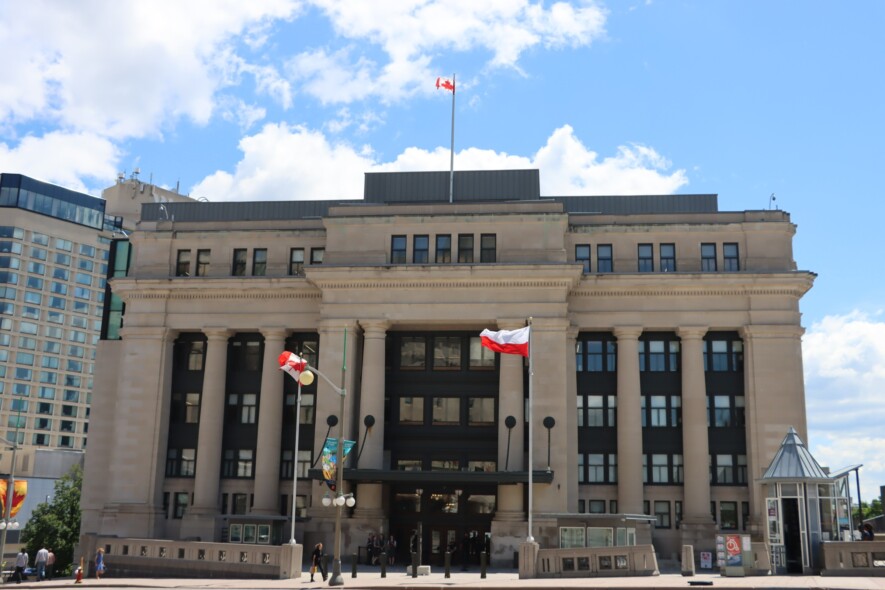 Le rapport du Comité sénatorial permanent des langues officielles demande à Ottawa de modifier la Loi canadienne sur la santé pour intégrer des appuis explicites aux communautés de langues officielles en situation minoritaire.  &mdash; Crédit : Inès Lombardo  – Francopresse (Archives)