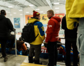 Langues autochtones, inuit, français et anglais : ces Jeux d'hiver de l'Arctique représentent un moment important pour la vitalité des langues. &mdash; Crédit : Brice Ivanovic