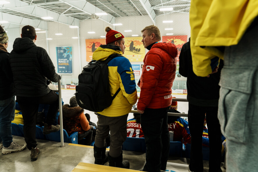 Langues autochtones, inuit, français et anglais : ces Jeux d'hiver de l'Arctique représentent un moment important pour la vitalité des langues. &mdash; Crédit : Brice Ivanovic