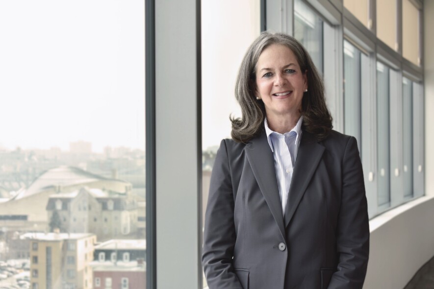 Kelly Burke est officiellement entrée au poste de commissaire aux langues officielles le 30 mars. Son prédécesseur, Raymond Théberge, a terminé son mandat le 28 janvier dernier.  &mdash; Crédit : Courtoisie CLO 