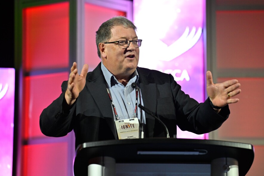 Ken Coates compare le processus de dévolution à la planification d’un déménagement majeur.   &mdash; Courtoisie