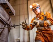 Baffinland compte environ 1200 employés au Nunavut, dont près de 300 Inuit.  &mdash; Courtoisie - Baffinland Iron Mines Corporation
