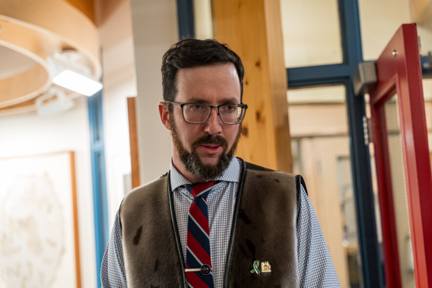 John Main a présenté le 25 mai son premier budget de fonctionnement complet depuis son accession au poste de Premier ministre. Un budget en hausse de 8% par rapport à l'exercice précédent, à hauteur de 3,7 milliards de dollars.  &mdash; Crédit : Brice Ivanovic - Archives