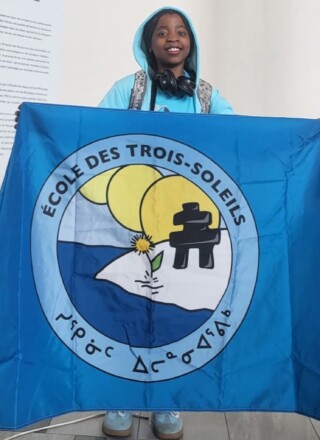 Shékinah a représenté les couleurs de l’École des Trois-Soleils lors du concours international de dictée qui s'est tenu à Montréal. &mdash; Courtoisie - Commission scolaire francophone du Nunavut