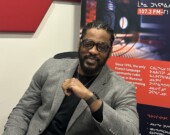 Franck Bleu, gestionnaire et animateur de la radio CFRT 107.3, dresse un bilan positif de la dernière saison. Petit à petit, la radio tend à se moderniser et à se professionnaliser. &mdash; Franck Bleu