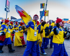 L’équipe du Nunavut défile fièrement dans les rues de Whitehorse lors de la cérémonie d’ouverture des Jeux d’hiver de l’Arctique qui se sont tenus en mars 2026 au Yukon. &mdash; Brice Ivanovic
