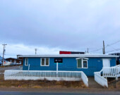 Les équipes du Carrefour Nunavut vous accueillent au 723, Iglulik Drive à Iqaluit, du lundi au vendredi, de 8 h 30 à 12 h et de 13 h à 17 h.   &mdash; Fournie