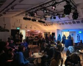 Inuit, francophones et nouveaux arrivants d'Iqaluit ont rempli la salle du Franco-Centre pour la soirée communautaire d'EntrepreNorth. &mdash; Le Nunavoix