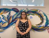 Brittany Overton-Blatenszky est une jeune femme dynamique et pleine de ressources, dont le parcours atypique inspire par sa diversité et sa résilience. &mdash; Photo : Ndery Dione