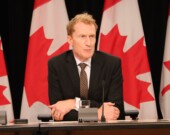 Marc Miller a témoigné devant le Comité permanent des langues officielles du Sénat sur deux sujets liés à la francophonie en situation minoritaire : l’immigration et les conséquences du plafonnement des permis d’études pour les établissements postsecondaires. &mdash; Photo : Inès Lombardo – Francopresse