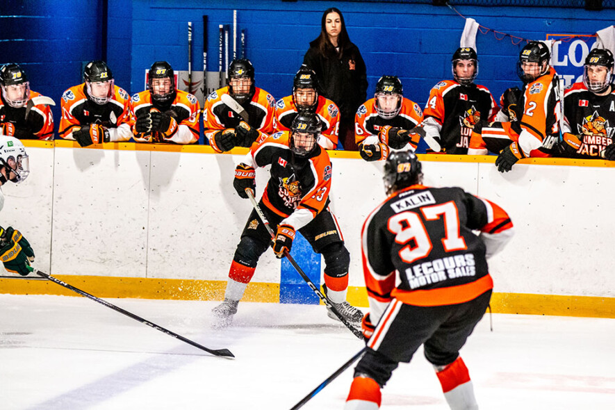 Félicitations à l’équipe de Marc-Alain Bégin classée au 2e rang jusqu’ici cette année dans la LHJNO derrière les Cubs de Sudbury qui eux se classent au 5e rang actuellement. &mdash; Photos : Northern Lights Photography