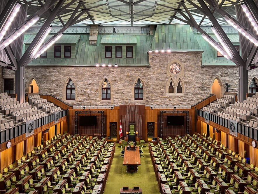 Près de 21,6 milliards de dollars de dépenses attendent d’être approuvés par le Parlement. &mdash; Photo : Hutima – Wikimedia Commons