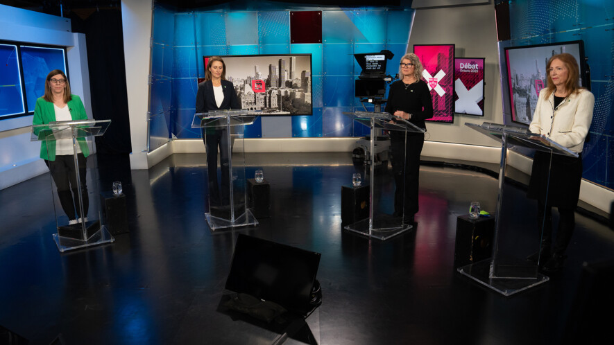 Michelle Petersen du Parti Vert, Caroline Mulroney du Parti conservateur, Lucille Collard du Parti libéral et France Gélinas du Nouveau Parti démocratique.  &mdash; Photo : Courtoisie