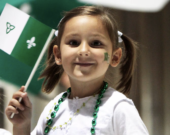 Depuis sa création en 1975, l’emblématique drapeau franco-ontarien a franchi plusieurs jalons. &mdash; Photo : Simon Séguin-Bertrand/Le Droit