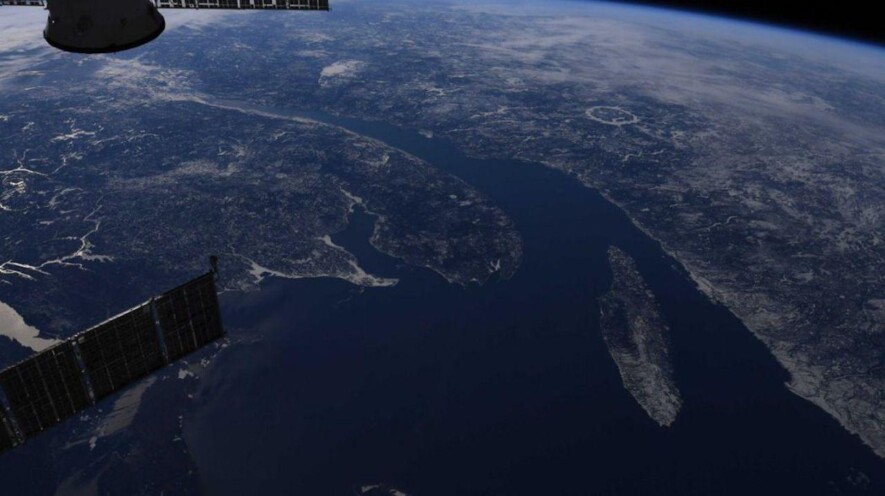 La Gaspésie et le Bas-Saint-Laurent vus de la station spatiale internationale, par l'astronaute québécois David Saint-Jacques, 2019.  