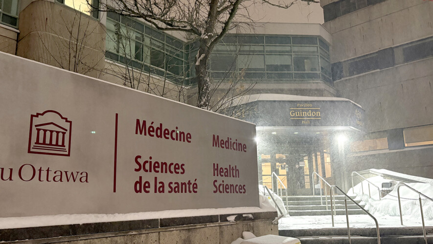 Des lettres envoyées à des gestionnaires de l’Université d’Ottawa dévoilent les inquiétudes de dizaines de francophones, qui estiment que la francophonie de la Faculté de médecine est en proie à un «démantèlement». &mdash; Photo : Martine Leroux – Francopresse