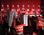 «Quand nous sommes unis, nous sommes un Canada fort», a lancé Marc Carney, élu nouveau chef du Parti libéral du Canada (PLC), dimanche 9 mars. &mdash; Photo : Julien Cayouette – Francopresse