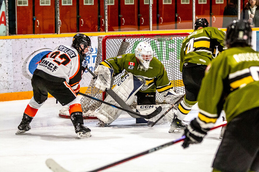 L’action dans cette série quart de finale 4 de 7 commencera avec les deux premiers affrontements, ce vendredi 21 mars et le lendemain samedi 22 mars, au Centre récréatif Claude-Larose de Hearst, chaque fois à 19 h. &mdash; Photo : Lumberjacks/web