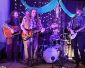 La Légion de Hearst a organisé une soirée spéciale dédiée à la musique de Creedence Clearwater Revival (CCR), un groupe mythique de rock américain, le 14 mars dernier.  &mdash; Photo : Suzanne Gaudreault