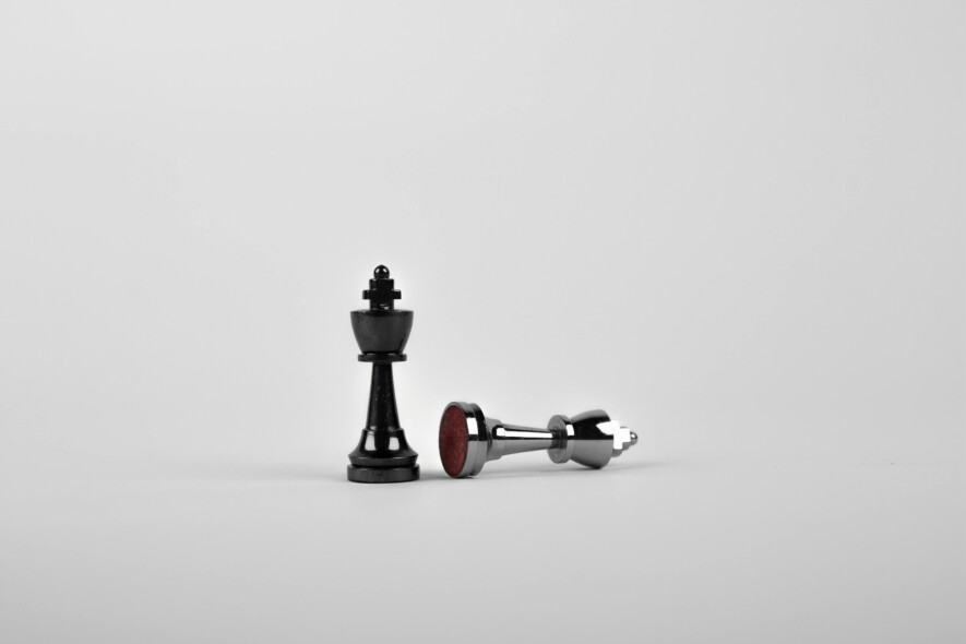 Qui supplantera l’autre?  &mdash; Photo : Sebastian V. – Pexels