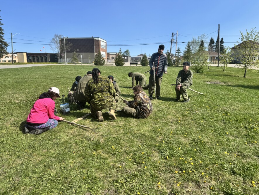 Les cadets à l’œuvre dimanche dernier &mdash; Photo : Renée-Pier Fontaine