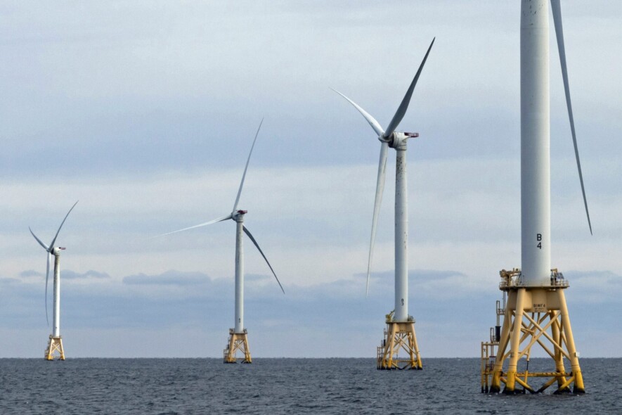 Le gouvernement fédéral et celui de Terre-Neuve-et-Labrador sont officiellement en partenariat afin d’ouvrir la voie à la mise en valeur des énergies renouvelables extracôtières pour le développement durable et la croissance économique du Canada atlantique.  &mdash; Photo : Julia Nikhinson/La Presse Canadienne
