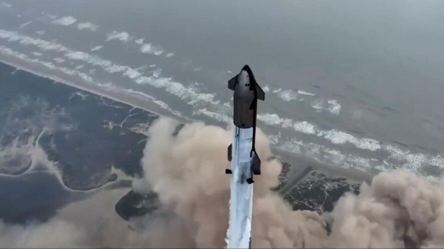 Capture d'écran du 4e lancement de Super Heavy, juin 2024 &mdash; Source: SpaceX