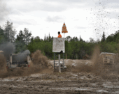 Les courses de vendredi et samedi se sont tenues sur un circuit boueux. Camions et VTT ont roulé dans des conditions variables, entre averses et éclaircies.  &mdash; Photo : Francine Savoie-Jansson