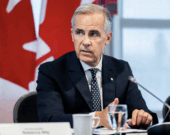 Le premier ministre Mark Carney tient une conférence de presse à Ottawa, le vendredi 22 aout 2025.  &mdash; Photo : La Presse Canadienne