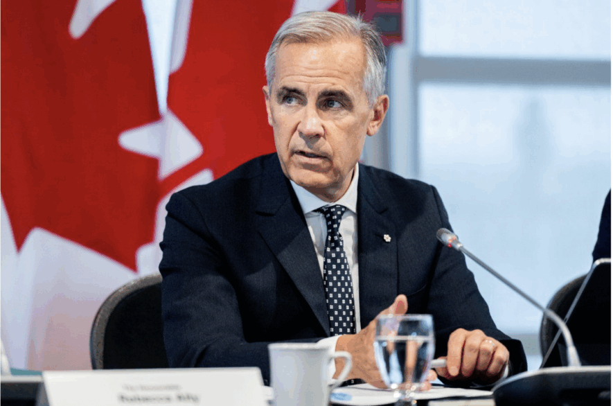 Le premier ministre Mark Carney tient une conférence de presse à Ottawa, le vendredi 22 aout 2025.  &mdash; Photo : La Presse Canadienne