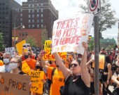 Les traumatismes n’ont pas pris fin avec le dépôt du rapport de la Commission vérité et réconciliation. En 2021, la découverte de sépultures anonymes sur les terrains de pensionnats autochtones a bouleversé la population canadienne.  &mdash; Photo : Inès Lombardo – Francopresse
