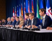 Les premiers ministres du Canada ont tenu une rencontre à Huntsville en Ontario au mois de juillet 2025, comme l’a indiqué Doug Ford sur sa page Facebook, dans le but de construire une économie plus compétitive, résiliente et autonome afin d’être prêts à affronter tous les obstacles. &mdash; Photo : Ford Nation/Facebook