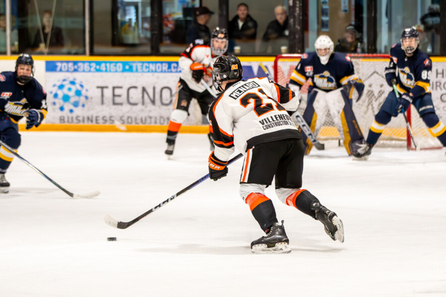 Cameron Menard &mdash; Photo : Lumberjacks/web
