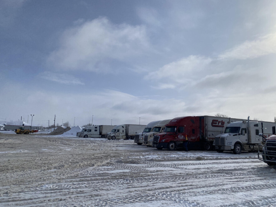 Le stationnement de camions de Hearst &mdash; Photo : Ndery Dione
