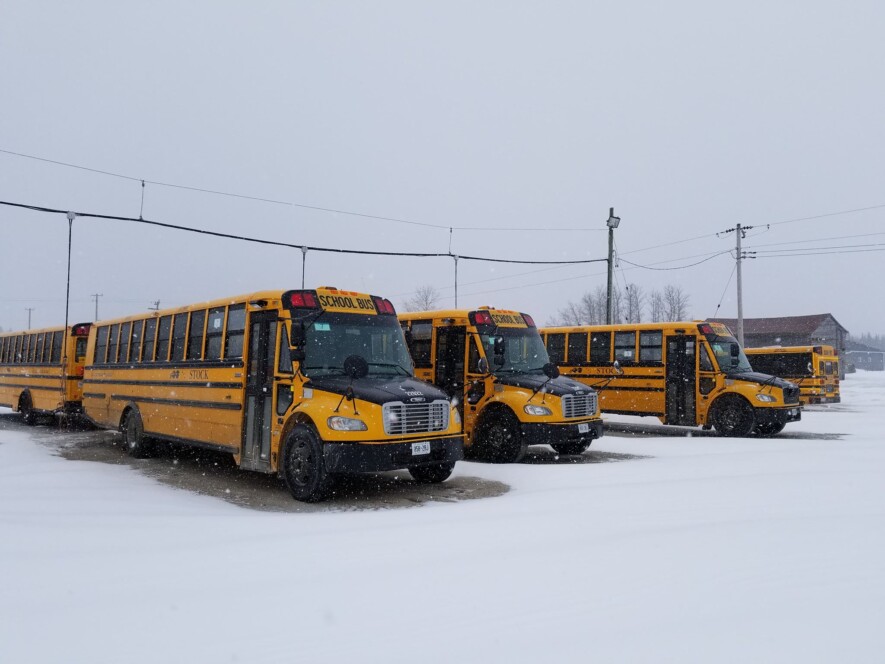 Les quatre conseils scolaires du Nord-Est de l’Ontario harmoniseront leur calendrier scolaire dès l’année 2026-2027 afin de faciliter la coordination du transport scolaire. &mdash; Photo : Archives/Le Nord