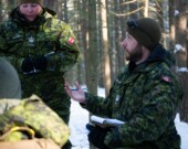 De récents exercices ARROWHEAD CHILL 2, qui ont eu lieu à la Base des Forces canadiennes Borden, permettant de vérifier les compétences fondamentales des soldats dans des conditions de temps froid et de les préparer à l’exercice GLACIAL ARROWHEAD, qui s’est déroulé à Hearst du 21 février au 8 mars. &mdash; Photo : 4ht Canadian Division – 4e Division du Canada/Facebook