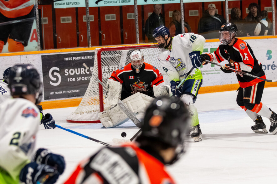   Photos : Lumberjacks/web