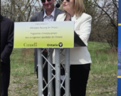 Pauline Rochefort lors de l’annonce du financement conjoint fédéral-provincial dans le cadre de l’Initiative Canada-Ontario de logement communautaire (ICOLC). &mdash; Photo : Pauline Rochefort/Facebook