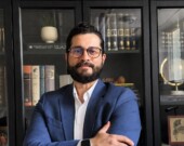 Alexandre Bekhradi, qui coanime l’émission <i>Et si la technologie nous regardait</i> avec Marc Bédard à la radio CINN 91,1 et qui a fait des études approfondies dans ce domaine, nous a parlé de trois éléments concernant l’impact de l’intelligence artificielle. &mdash; Photo de courtoisie