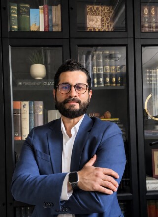 Alexandre Bekhradi, qui coanime l’émission <i>Et si la technologie nous regardait</i> avec Marc Bédard à la radio CINN 91,1 et qui a fait des études approfondies dans ce domaine, nous a parlé de trois éléments concernant l’impact de l’intelligence artificielle. &mdash; Photo de courtoisie