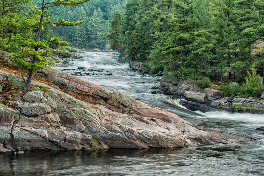 L’Ontario a créé ces 12 nouveaux parcs provinciaux et réserves de conservation, soit deux parcs provinciaux et 10 réserves de conservation, dans le cadre d’un investissement conjoint sur trois ans avec le gouvernement fédéral.  &mdash; Photo : ontarioparcs/web