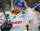 L’ancien défenseur des Soo Thunderbirds, Robert Calisti, en action lors d’un match. &mdash; Photo de courtoisie