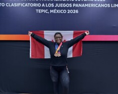 La jeune haltérophile participait à une des dernières compétitions à titre d’athlète junior; elle a ramené deux médailles de bronze et battu un record personnel du même souffle. &mdash; Photo de courtoisie