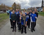 Les membres de l’équipe de course de l’École St-Joseph &mdash; Photo de courtoisie