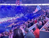 Les drapeaux représentant chaque province et territoire du Canada flottaient haut dans les airs pour les athlètes qui ont fait leur entrée lors de la cérémonie d'ouverture des Jeux d'été du Canada. — Cody Broderick